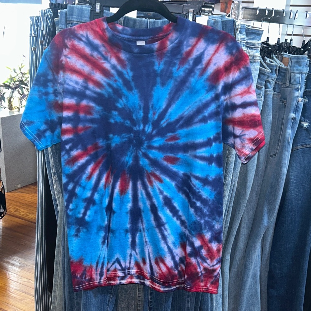 Unisex Gildan Red and Blue Tie-Dye T-Shirt